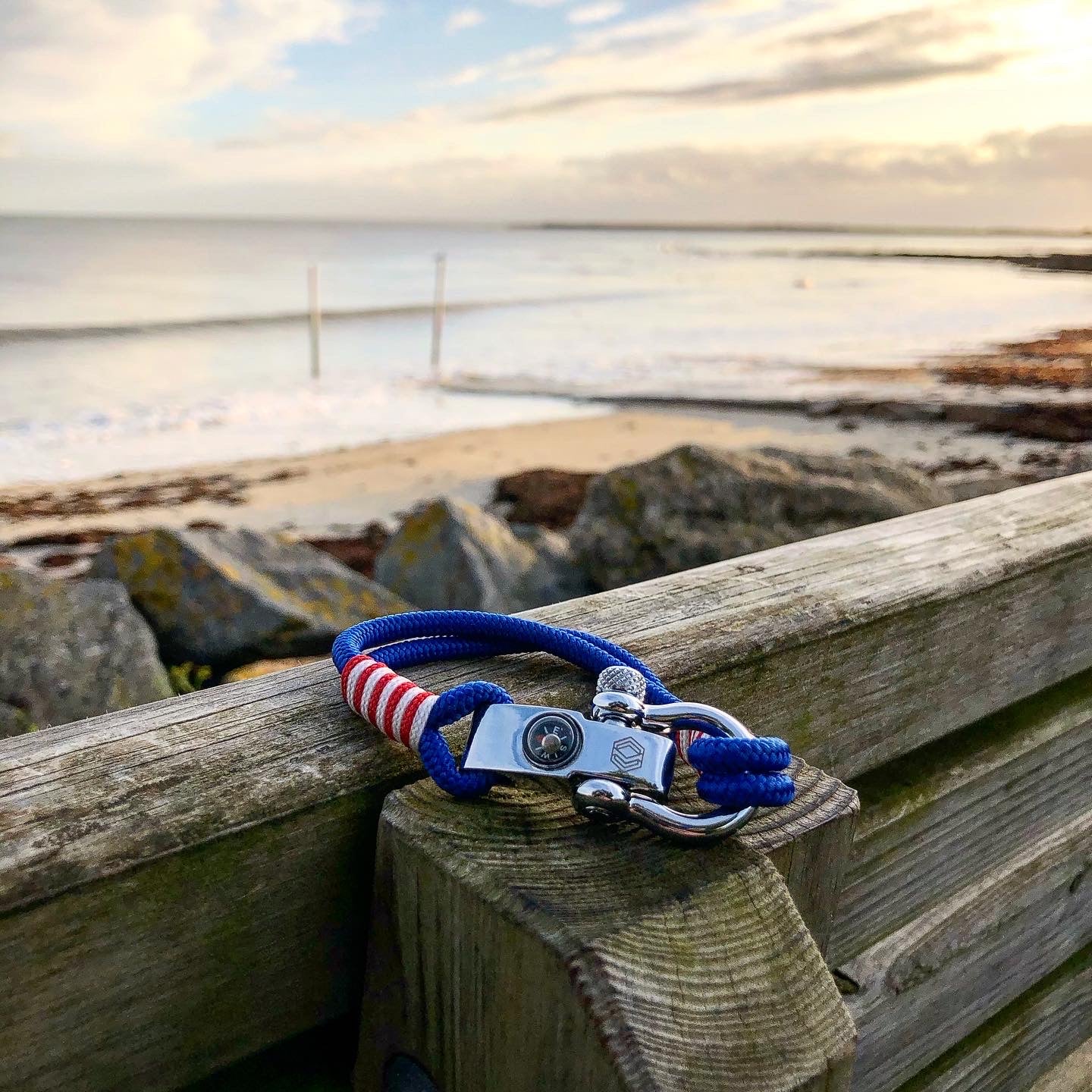 CAP 1 Bleu, Rouge et Blanc